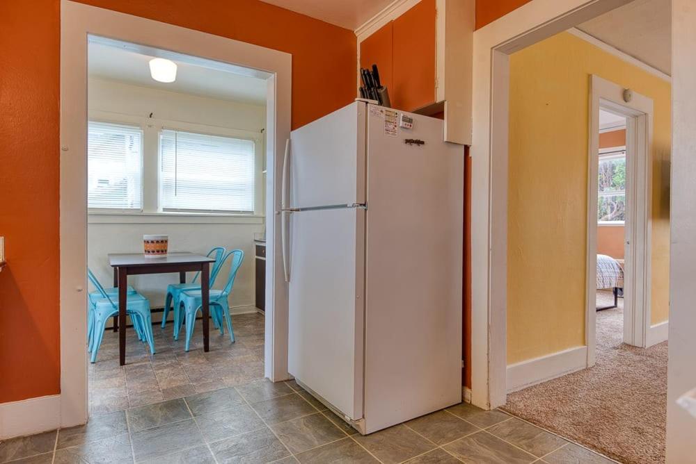 #Stayinmydistrict Heritage House Apt Coos Bay Eksteriør billede